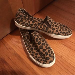 GAP cheetah print slip-on sneakers!